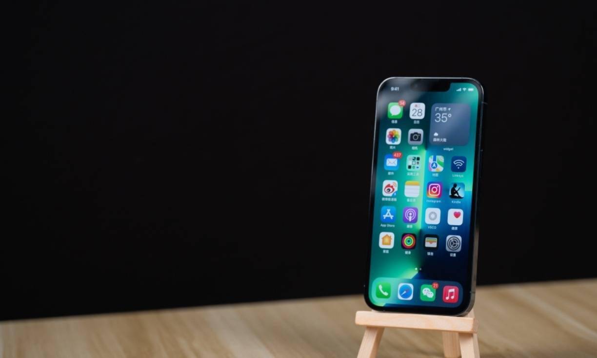 近日,macrumors又报道称,2022年q2,就会有一批esim版iphone 13开卖
