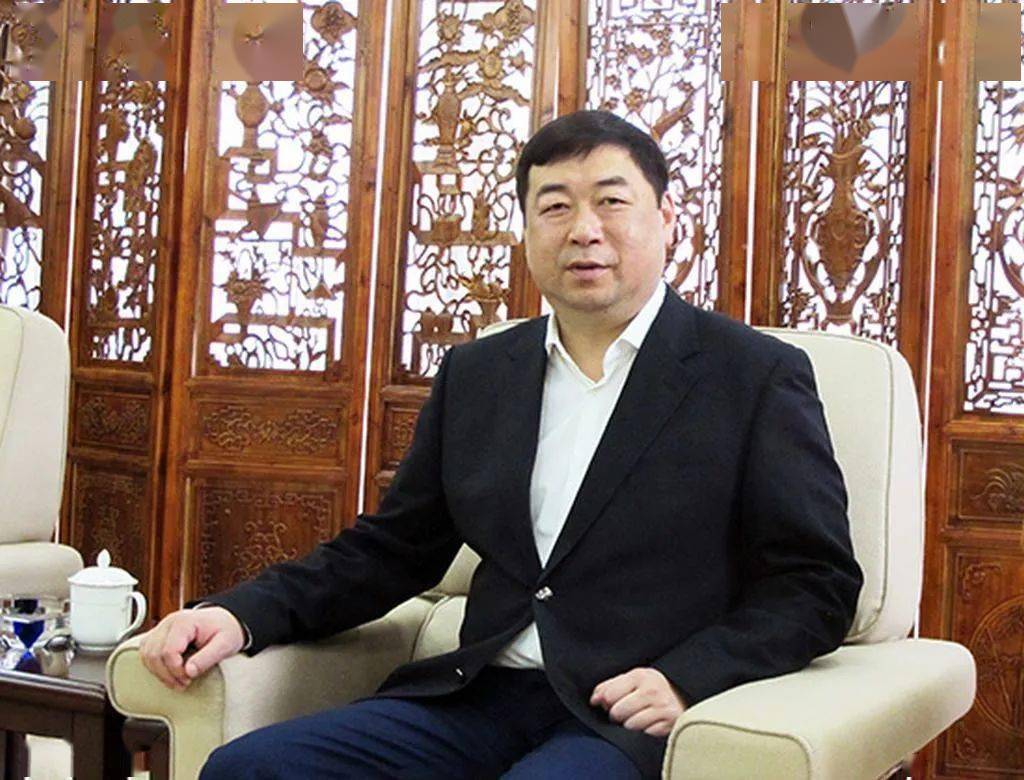 杨明生还担任铜川市第十二届,十三届,十四届人大代表