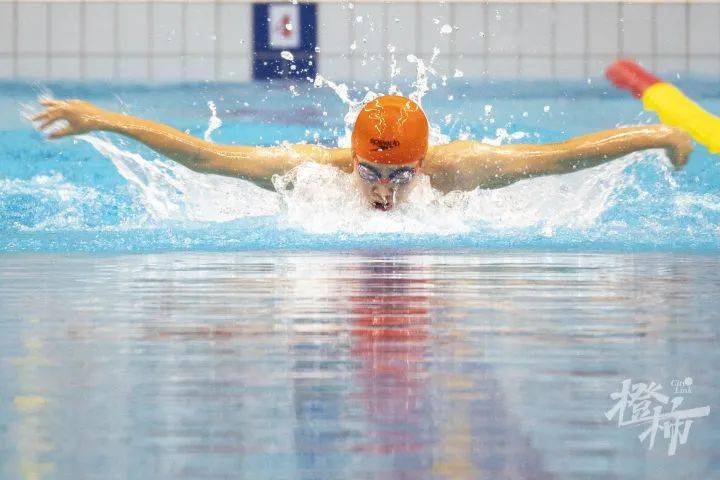 在2022年亚运会游泳比赛的场馆畅游是种什么体验这群小飞鱼尝鲜了