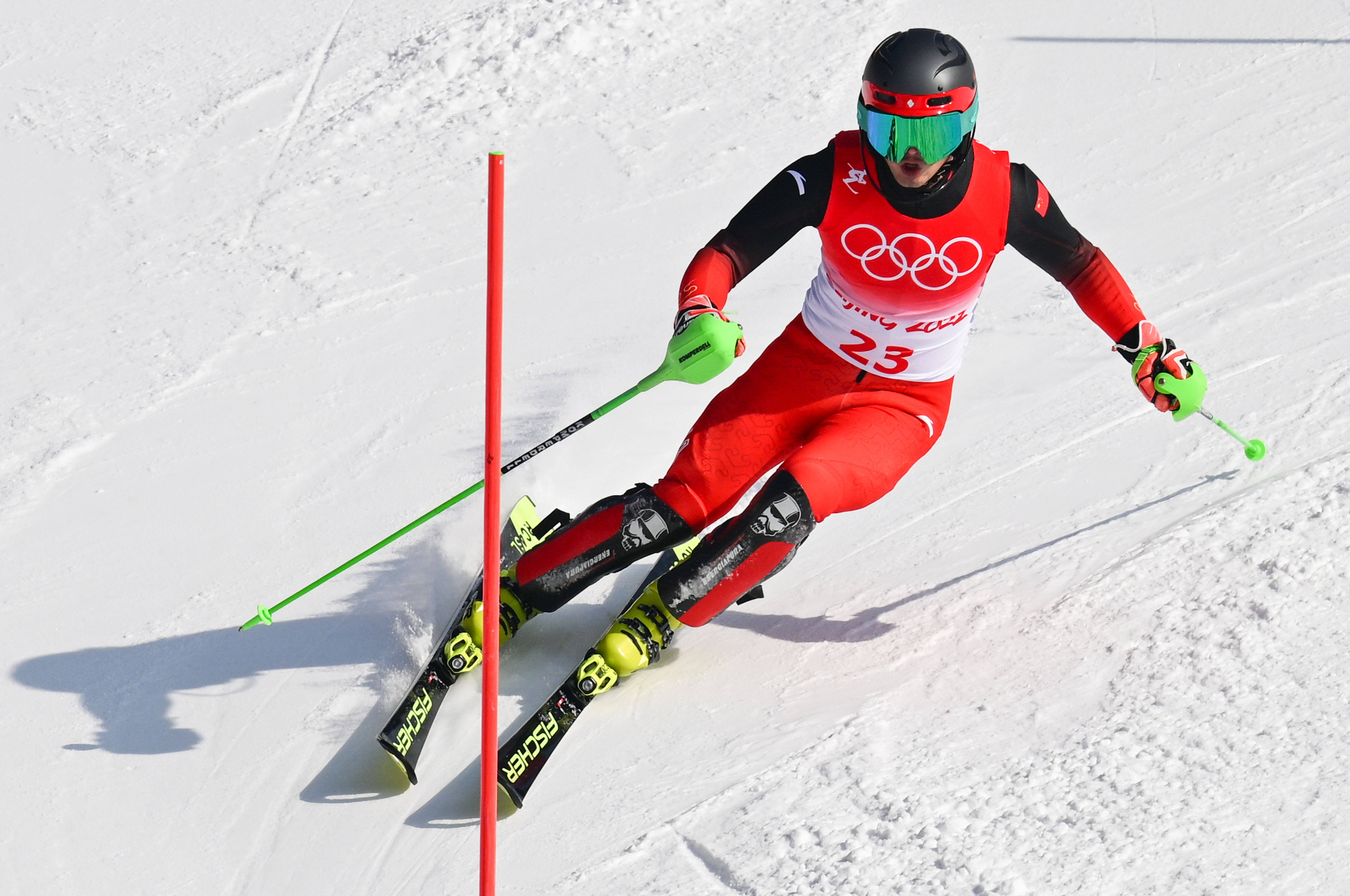 当日,北京2022年冬奥会高山滑雪男子全能比赛在延庆国家高山滑雪中心