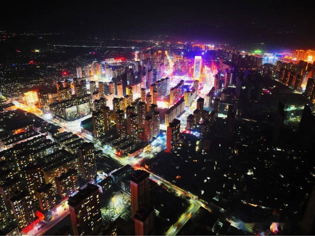 换个角度看临夏夜景,惊呆了!_城市_市民_夜色