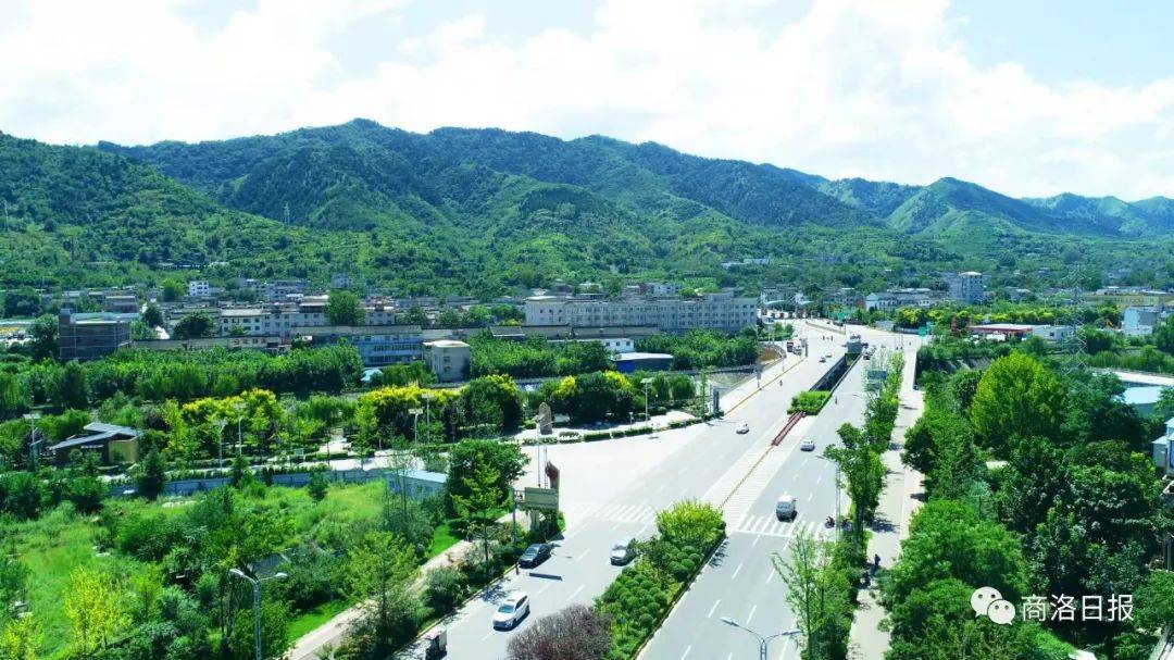 首次将龙泉,凤泉引入市莲湖公园生态补水;实施西新社区等6处城市内涝