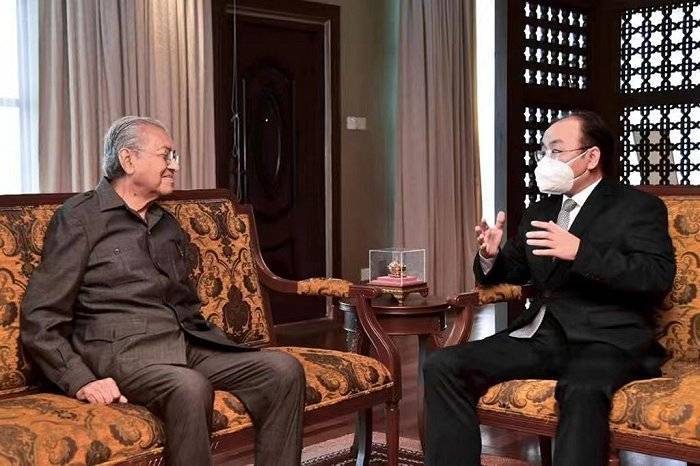 马哈蒂尔：我始终坚持对华友好政策，马来西亚希望吸引更多中国高科技企业加大对马投资_马关_发展_马方 – 搜狐