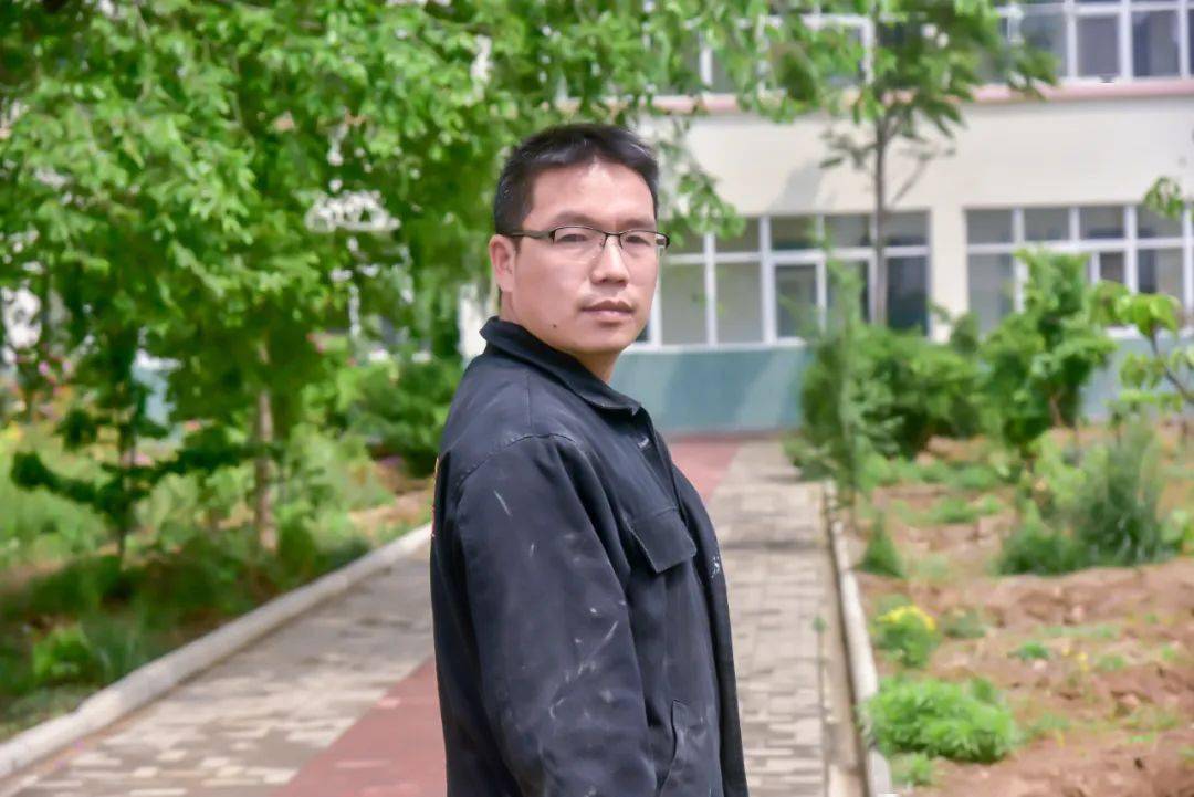 李海宾:人生需要一把剪刀,合理正确剪裁,方可裁出