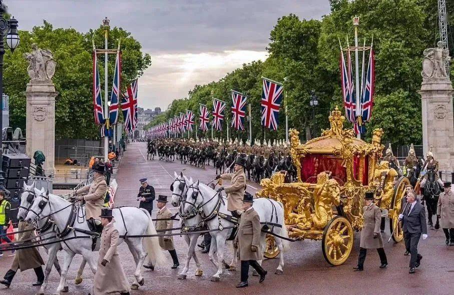 受乔治三世国王委托,这辆马车制成于1762年,是英国第三古老的马车