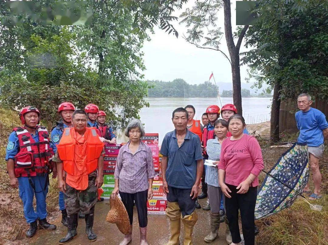 救援迫在眉睫连日来, 江西境内连续大暴雨,景德镇乐平市受大到暴雨和