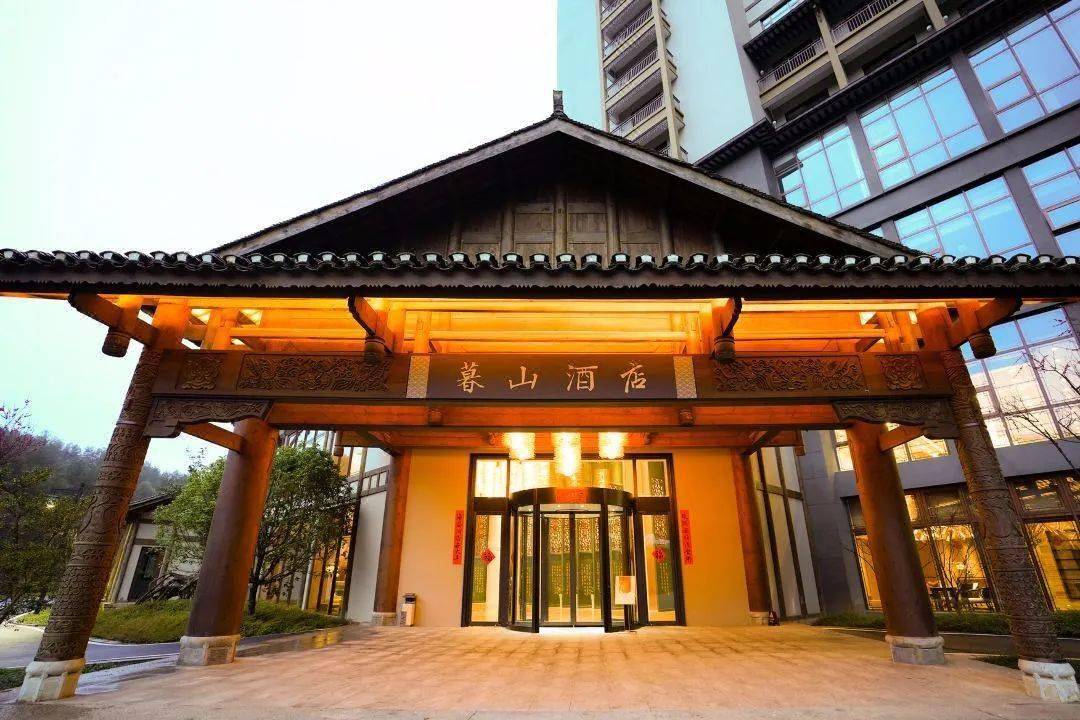 【8月20/27日出发—情迷乌江寨】畅游新网红乌江寨,打卡黄果树瀑布