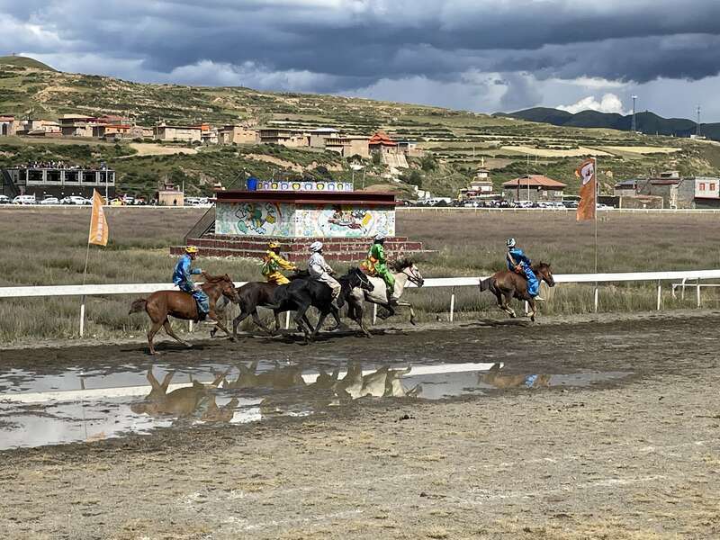 四川壤塘举办2022壤巴拉文旅活动