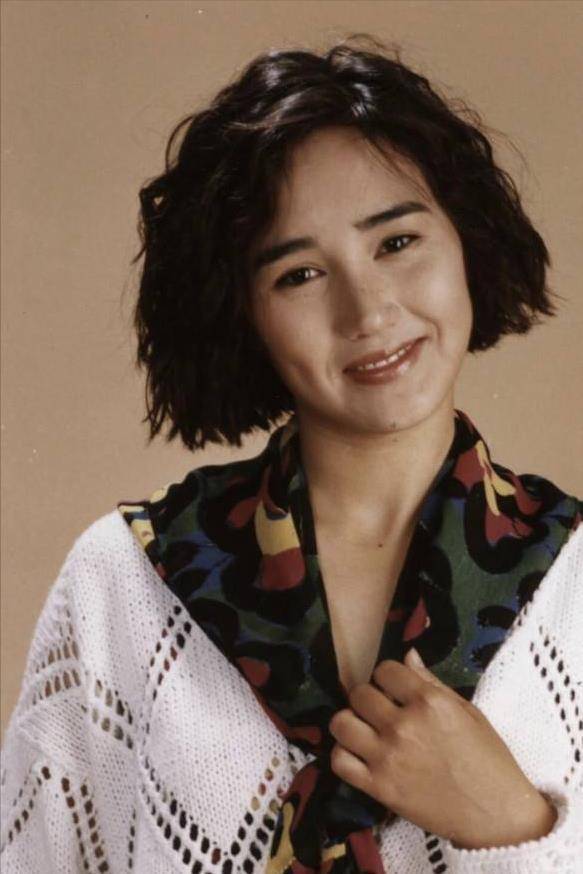 并且在《一本漫画闯天涯》中,柏安妮饰演的性感女神同样让人们记忆
