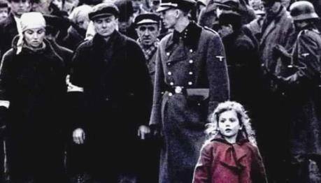 纳粹士兵处决5岁小女孩：枪响之后，士兵却赢得了世界的尊重！
