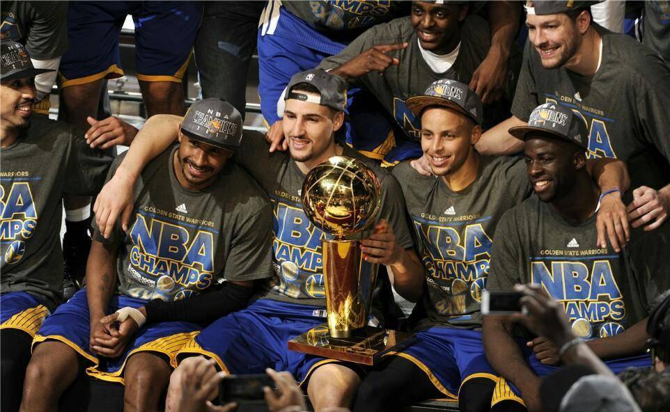 15年NBA总决赛詹皇超神场均：36+13+8！无奈仍被42送回家！米乐M6 M6米乐(图5)