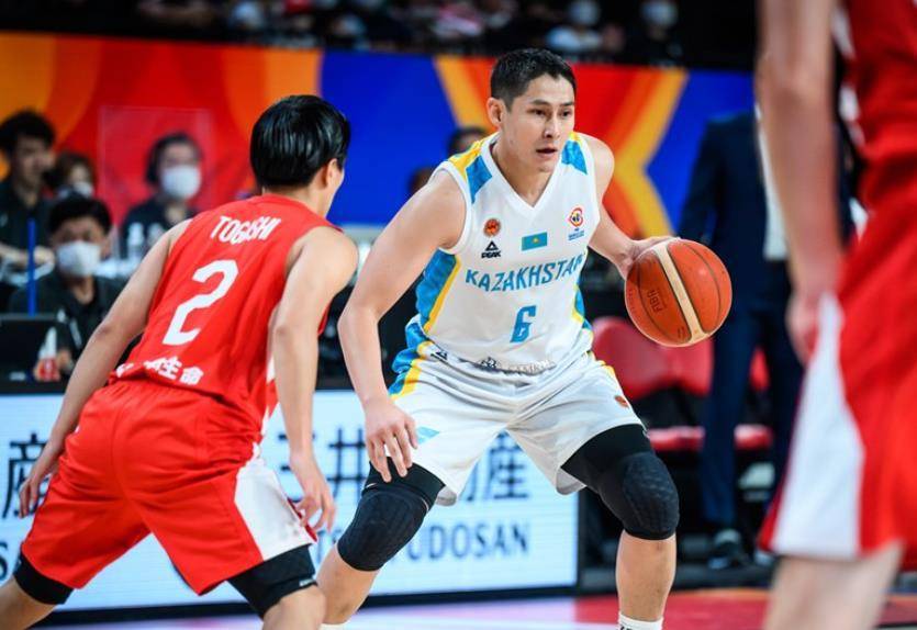 中亚强队失利,日本战胜哈萨克斯坦,中国男篮在男篮世