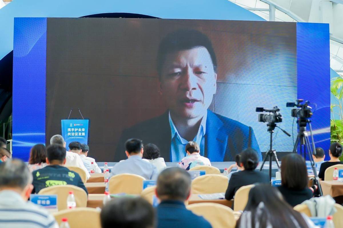 西兰佳沛奇异果大中华区总经理蒋时杰作为领军企业代表进行了视频发言。