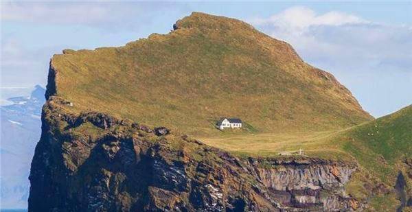 世界上最孤独的房子，独占一座45万平方米的小岛，你敢去住吗？