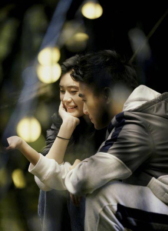 奚梦瑶怀米乐M6 M6米乐胎5月在家做瑜伽看她做第三个动作时：心都提起来了！(图1)