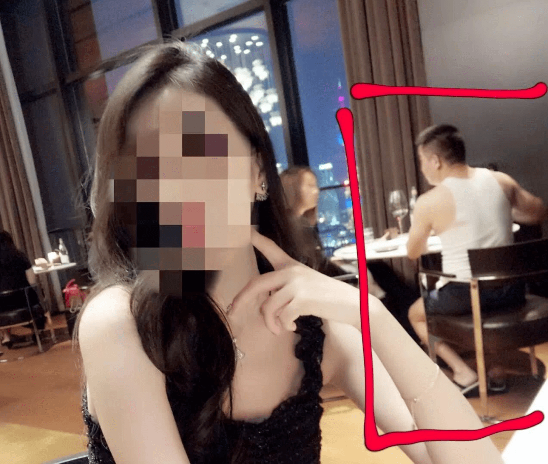 �Ϻ����²�������һĻ����װ�Ƶ��ˣ����ڱ��ݺݴ�����