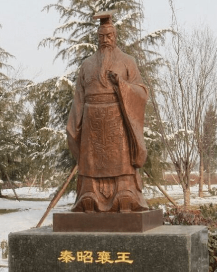 秦昭襄王但赵燕两国的插手,让秦国不得不开始重视公子稷,毕竟赵国在