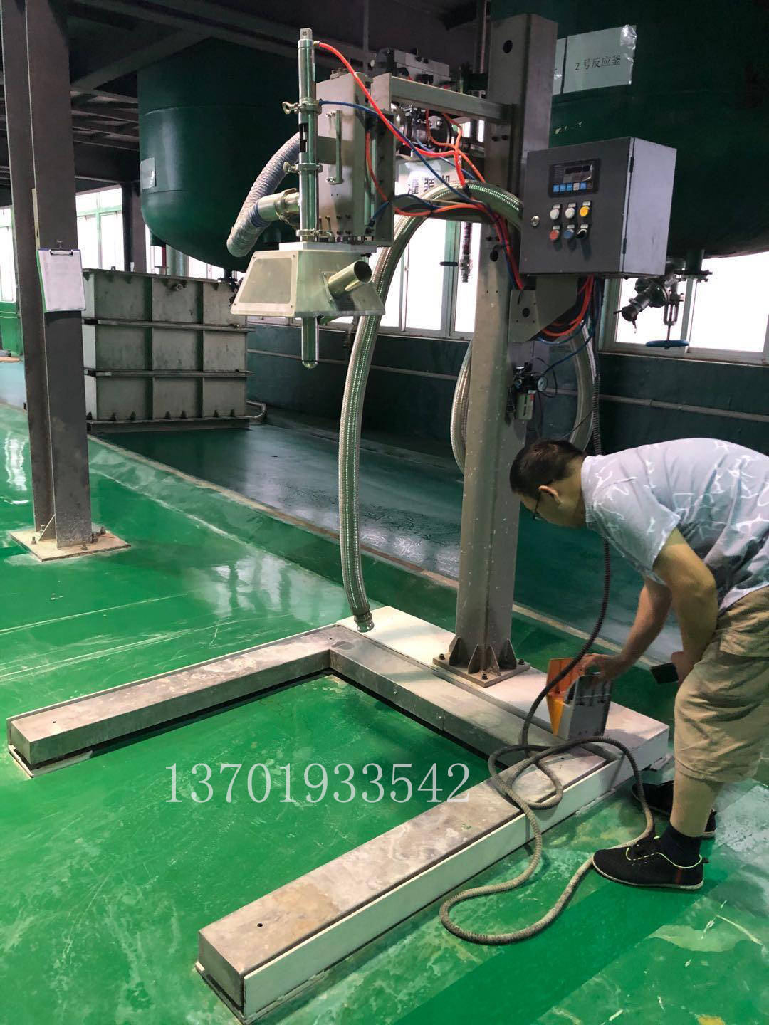 液体肥1000kg灌装机 ibc吨桶灌装称_物料_自动_功能