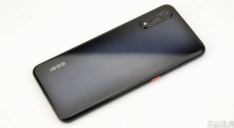上海合法供卵医院（iQOO Neo7首发评测：极致堆料、游戏与实用兼得的小旗舰）