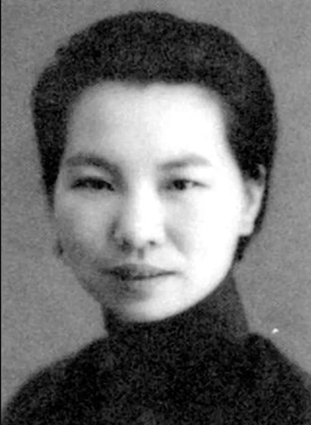 朱枫因为被出卖而牺牲,没想到女儿也是特务,60年后骨灰回归祖国_台湾