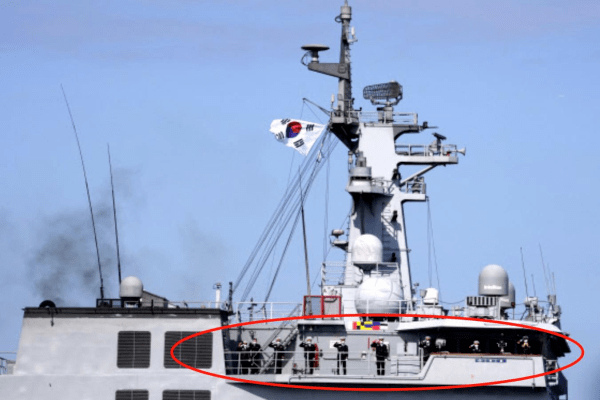 早安!世界丨乌克兰决定国有化马达西奇等战略性企业；韩国海军向“旭日旗”敬礼？
