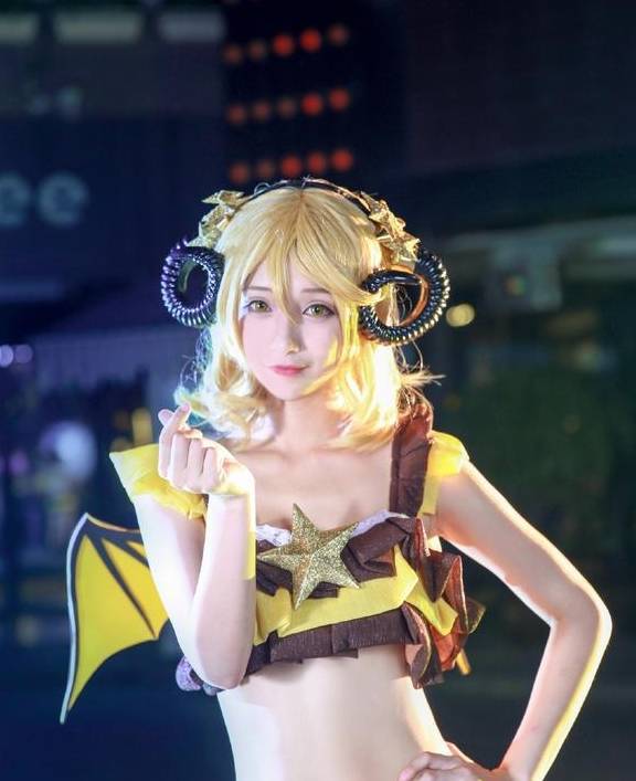 原创
轻松一刻:前男友说补偿我,让我选衣服他付款,挑好了然后被拉黑
