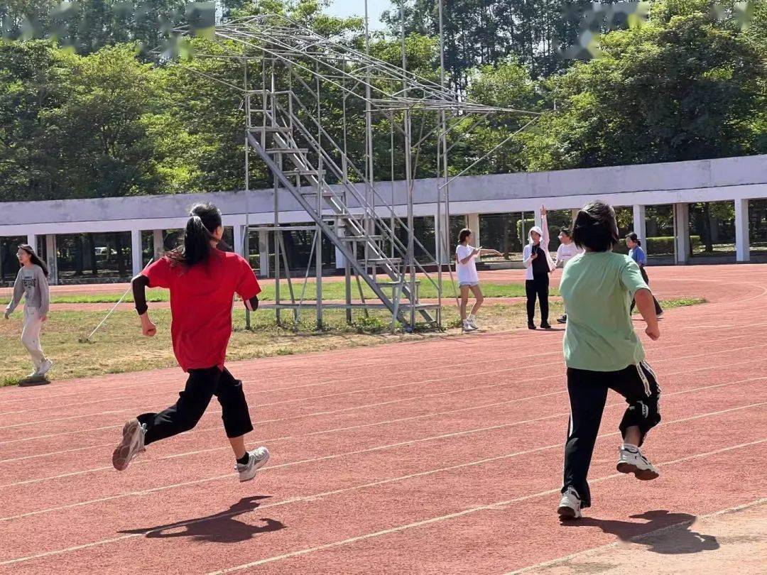 您有一份来自闽南师大的数学符号订单,请注意签收噢