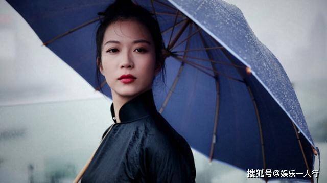 她是中国最美女掌门，太极拳比李连杰打得好，今34岁嫁老外很幸福
