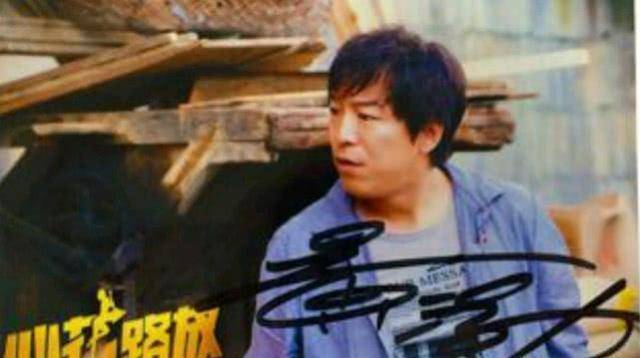 明星个性签名,杨丽萍像海绵宝宝,古天乐像盖高楼!而她像电线杆_赵又廷
