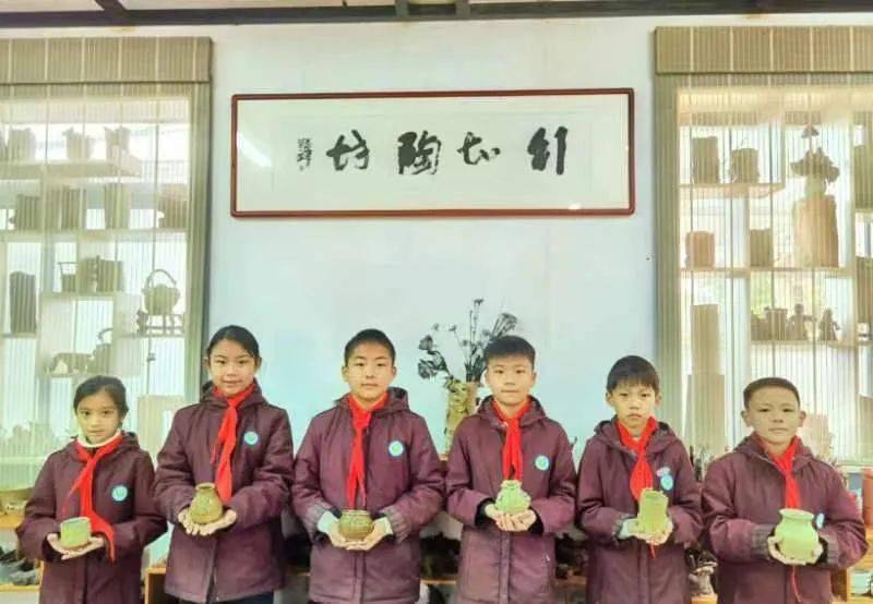 八婺少年之声|推陈出新展风采 婺窑灼灼绽光华_小学_文化_广播电台