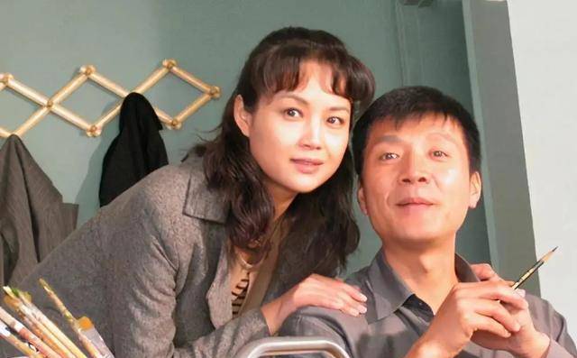 茹萍:再婚做模范继母,亲女儿却让她"头疼"_刘之冰_婚姻_奚望