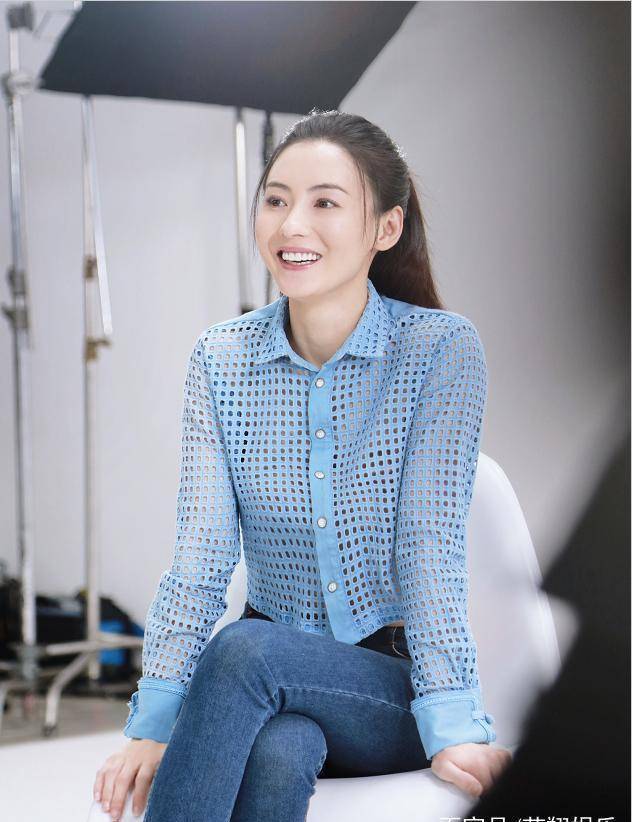 �Ű�֥���¹������գ�Ц������������Ů��Ϣ�����󸴳���ɫ ...