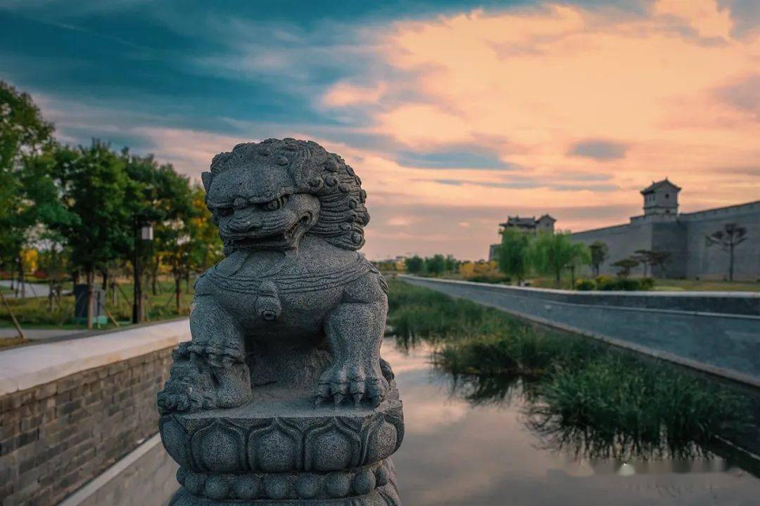 张张都是壁纸！张艺谋《满江红》带火太原古城之后: 山西文旅财产应学会从“借光”到“造光”