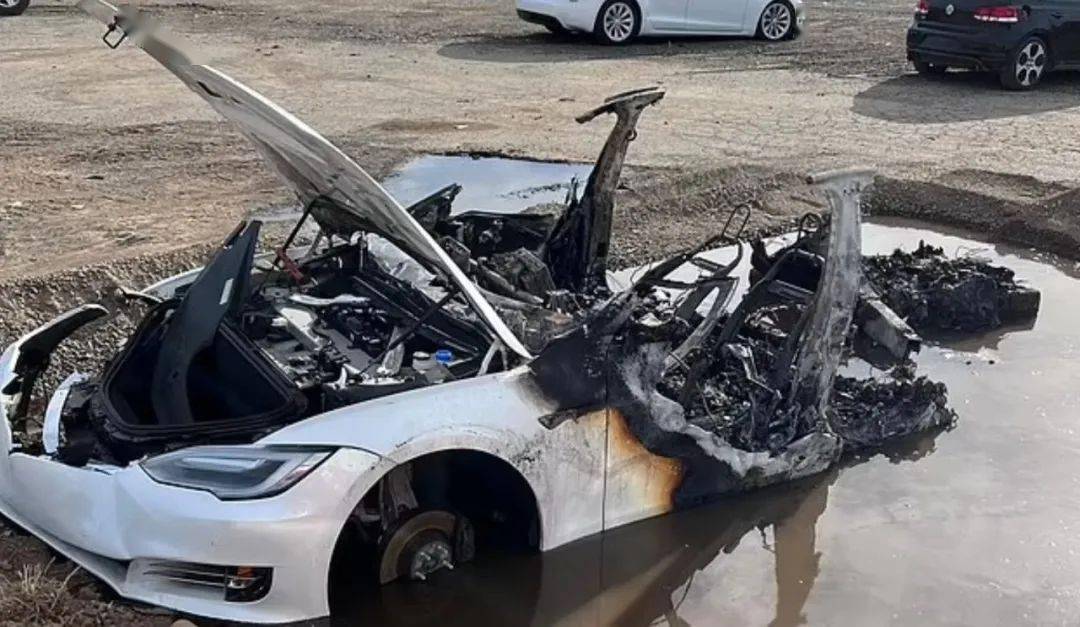 ��˹���֡�Ī����ȼ���ˡ�������ڼ��ݸ����ϣ���������6000 ...