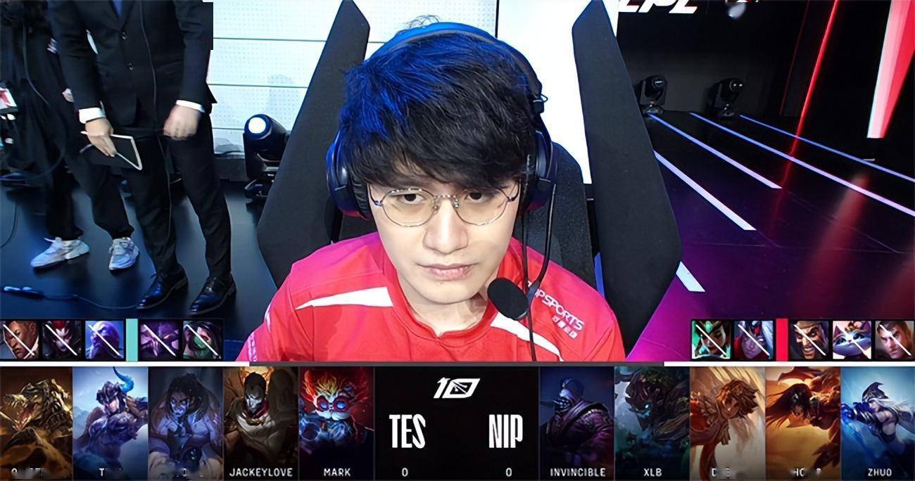 LOL-LPL：JackeyLove老鼠带猫出没无常节拍拉满，TES 2-1击败NIP