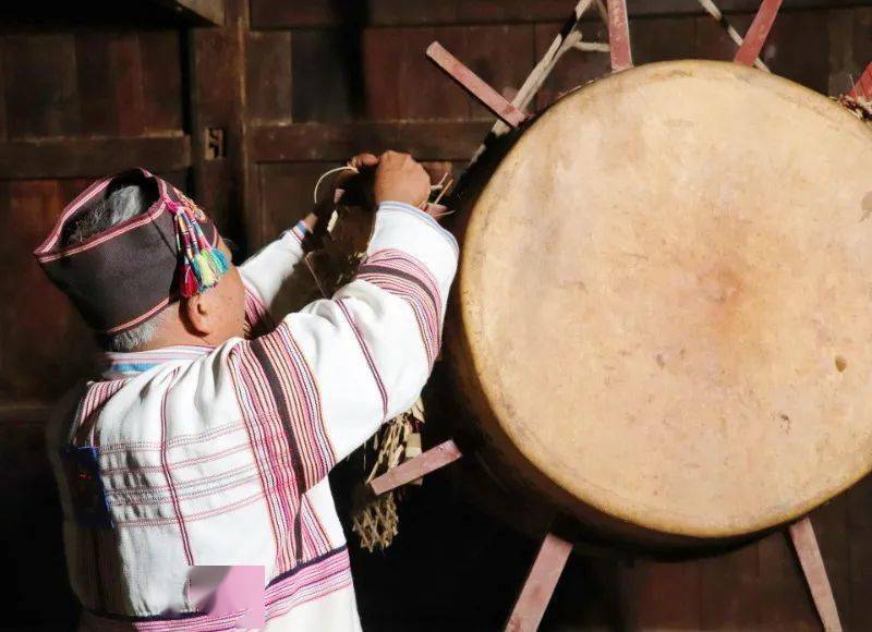 过节去！基诺盗窟“特懋克”节庆活动正在停止