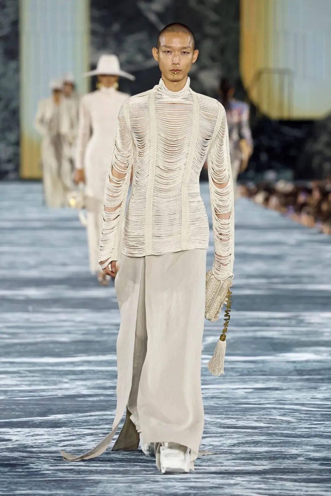 齳գȻ | BALMAIN 2023 ĴͶ ...