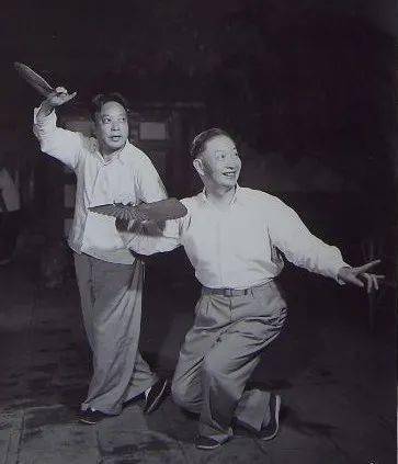 ÷�����롶��԰���Ρ���Ҽ����÷��������԰���Ρ��ݳ���ʷ ...