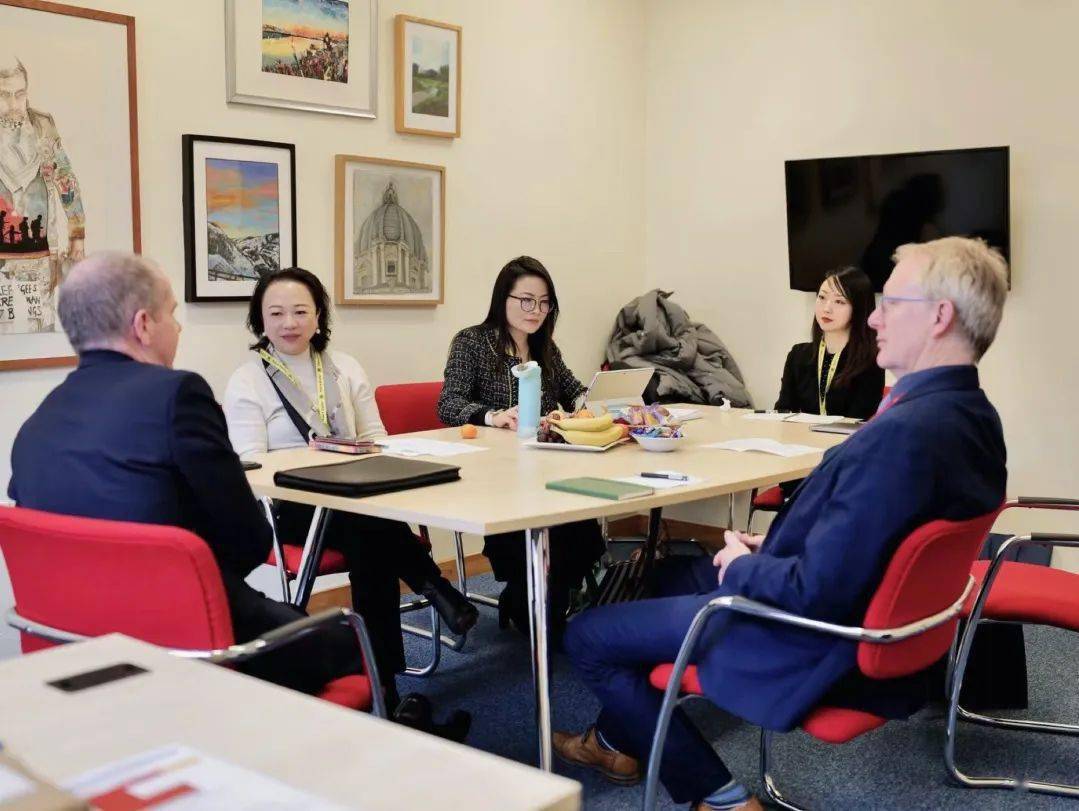 ������Э��-���ء�Э����ƪ�� | ¬������У�����Ӳη�Ӣ������ ...