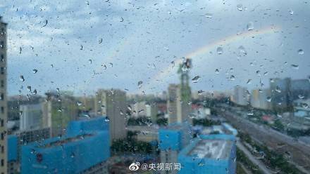 双倍幸运！北京雨后双彩虹横跨天空
