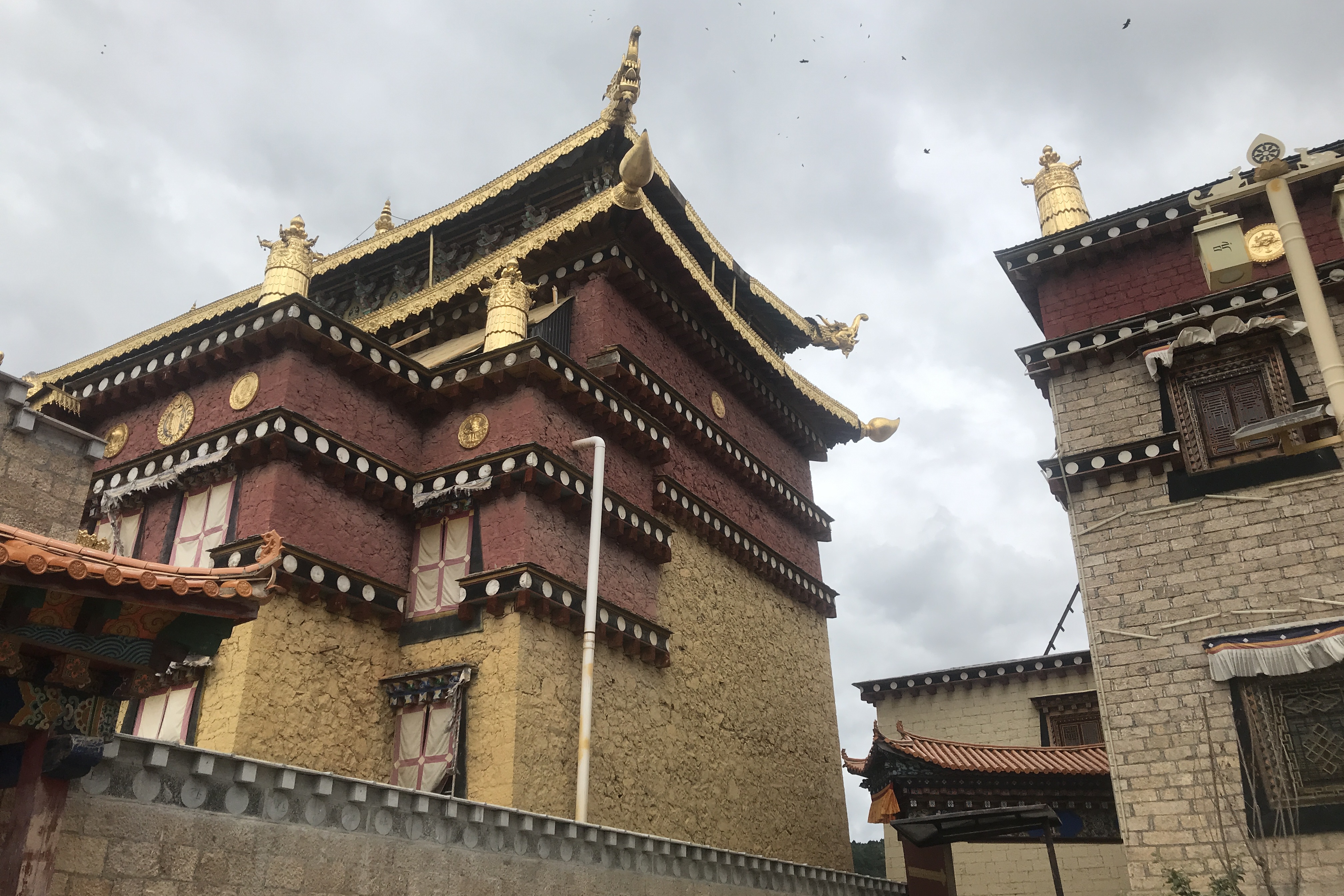 藏传佛教寺庙图片图片