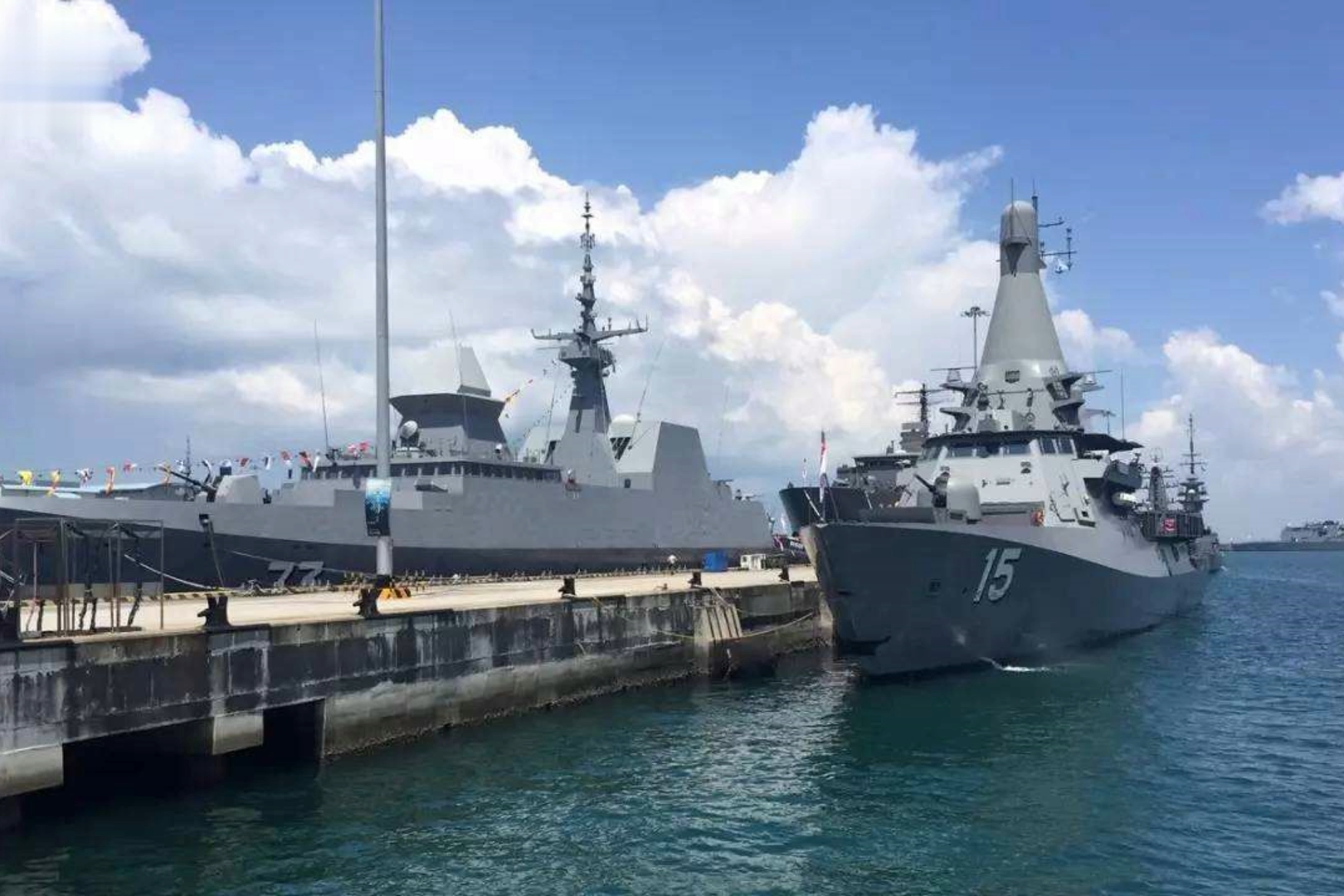 新加坡海军舰艇大全图片
