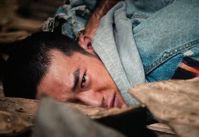 原创 《少年的你》:最帅镜头没有之一,易烊千玺现场剃头帅到炸裂!