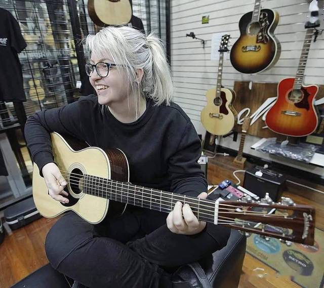 吉他专家的个人展示页