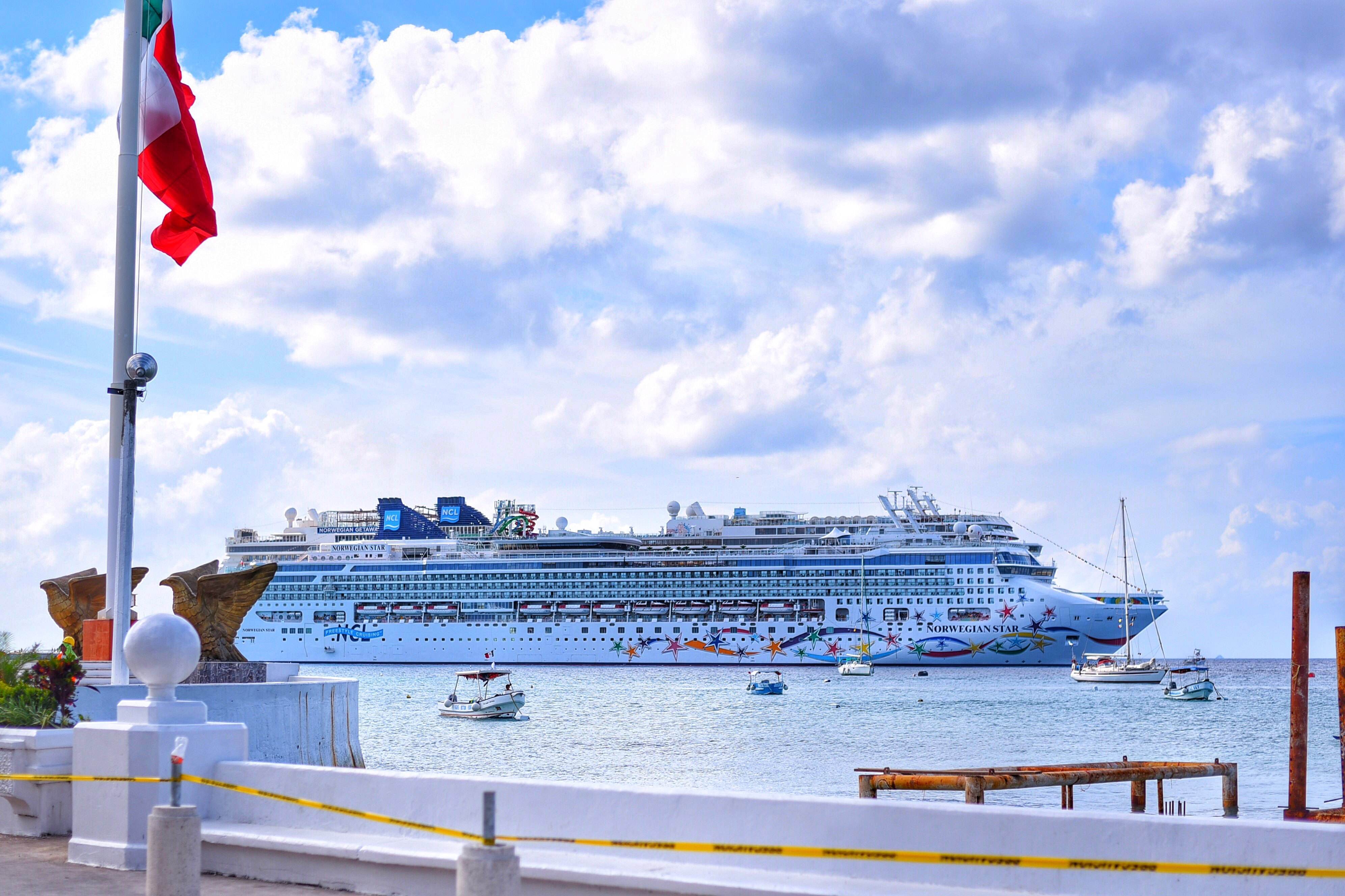 此次邮轮之旅是横跨太平洋,前往大洋彼岸美国,搭载"魅力号"豪华邮轮