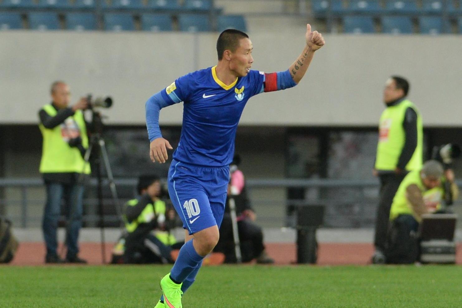 原创 他曾经与梅西一起进入世青赛最佳阵容,被称为中国最优秀的天才