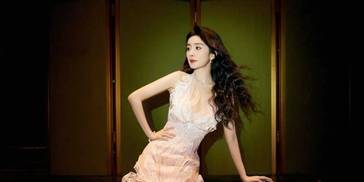 杨幂刷屏的透视裙，怎么就火出圈了？