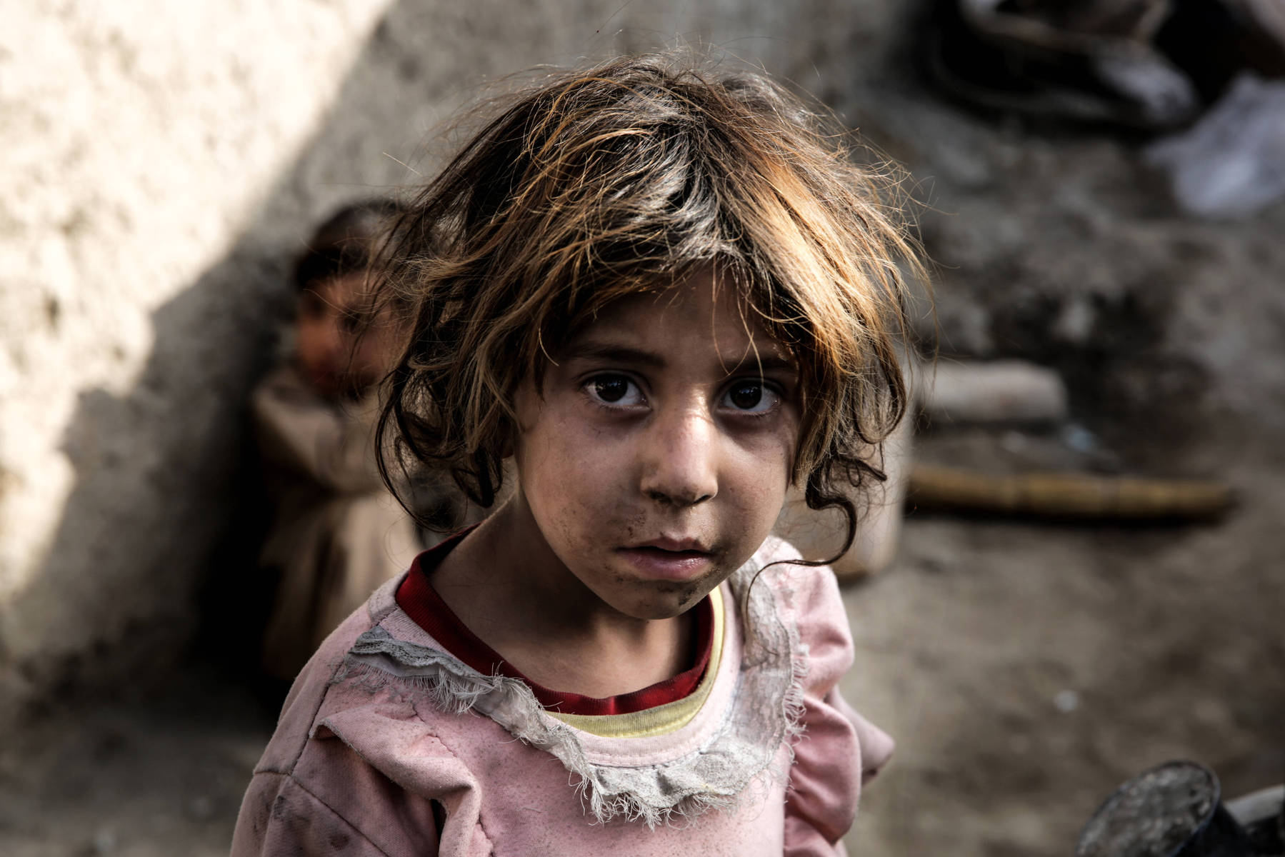 阿富汗难民儿童在巴吉斯村生活 图库摄影片. 图片 包括有 小儿麻痹症, 购物, 出售, 学校, 市场, 货物 - 162062132