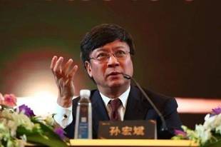 “不死鸟”孙宏斌，第三度逆风翻盘