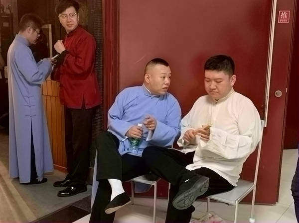 提到韩云飞的恩师侯长喜先生,观众很自然的会联想到王世勇,这老二位是